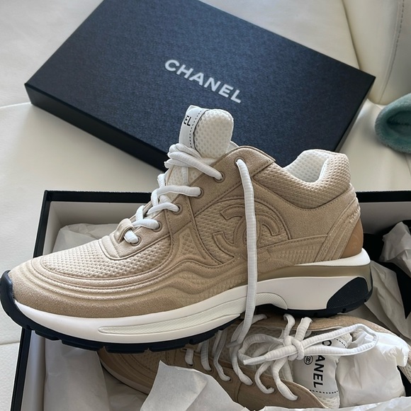 Brand new Chanel sneakers never been worn come with box - Picture 1 of 3